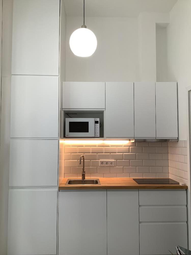 Designer Downtown Apartment Budapest Luaran gambar