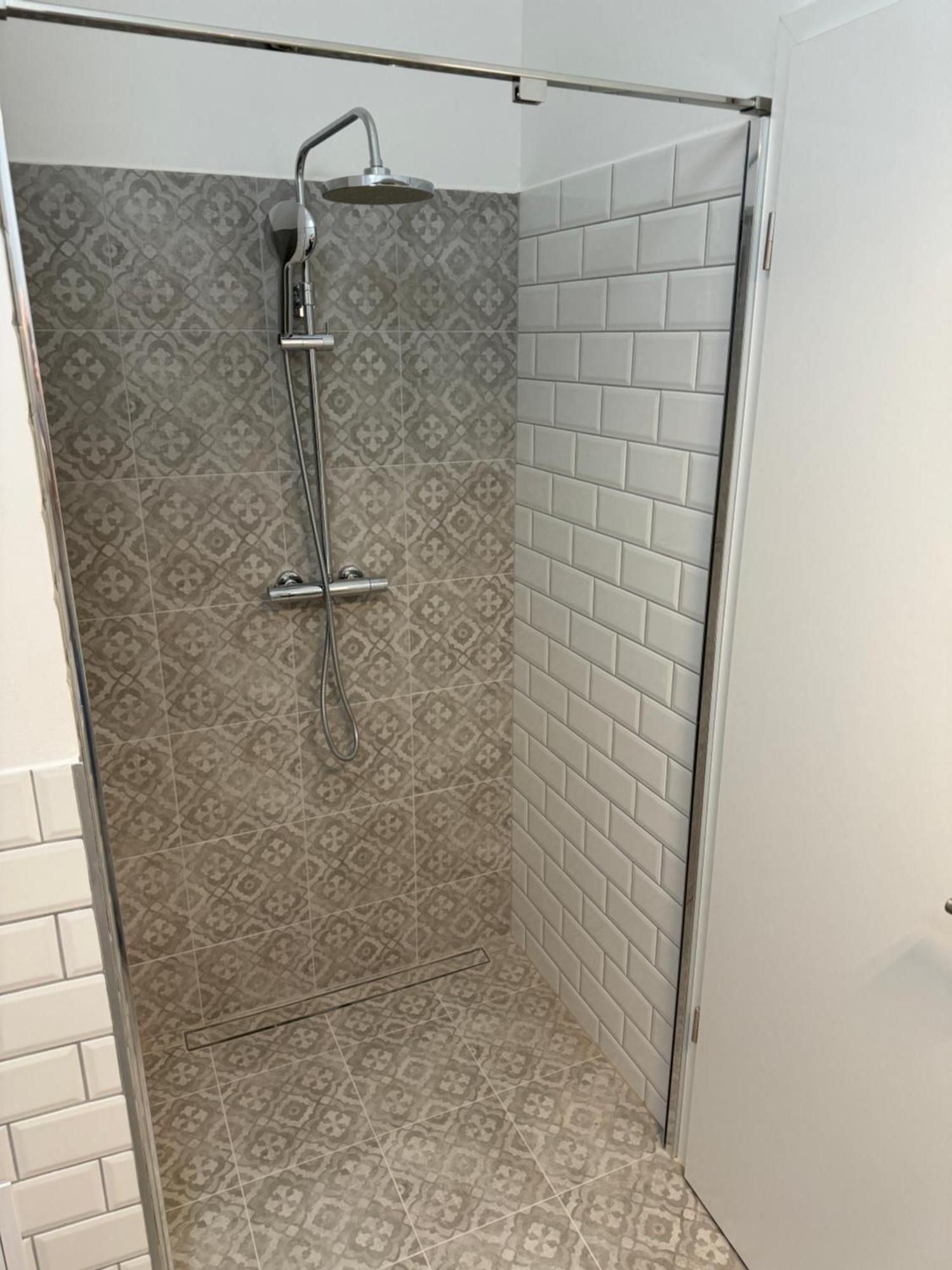 Designer Downtown Apartment Budapest Luaran gambar