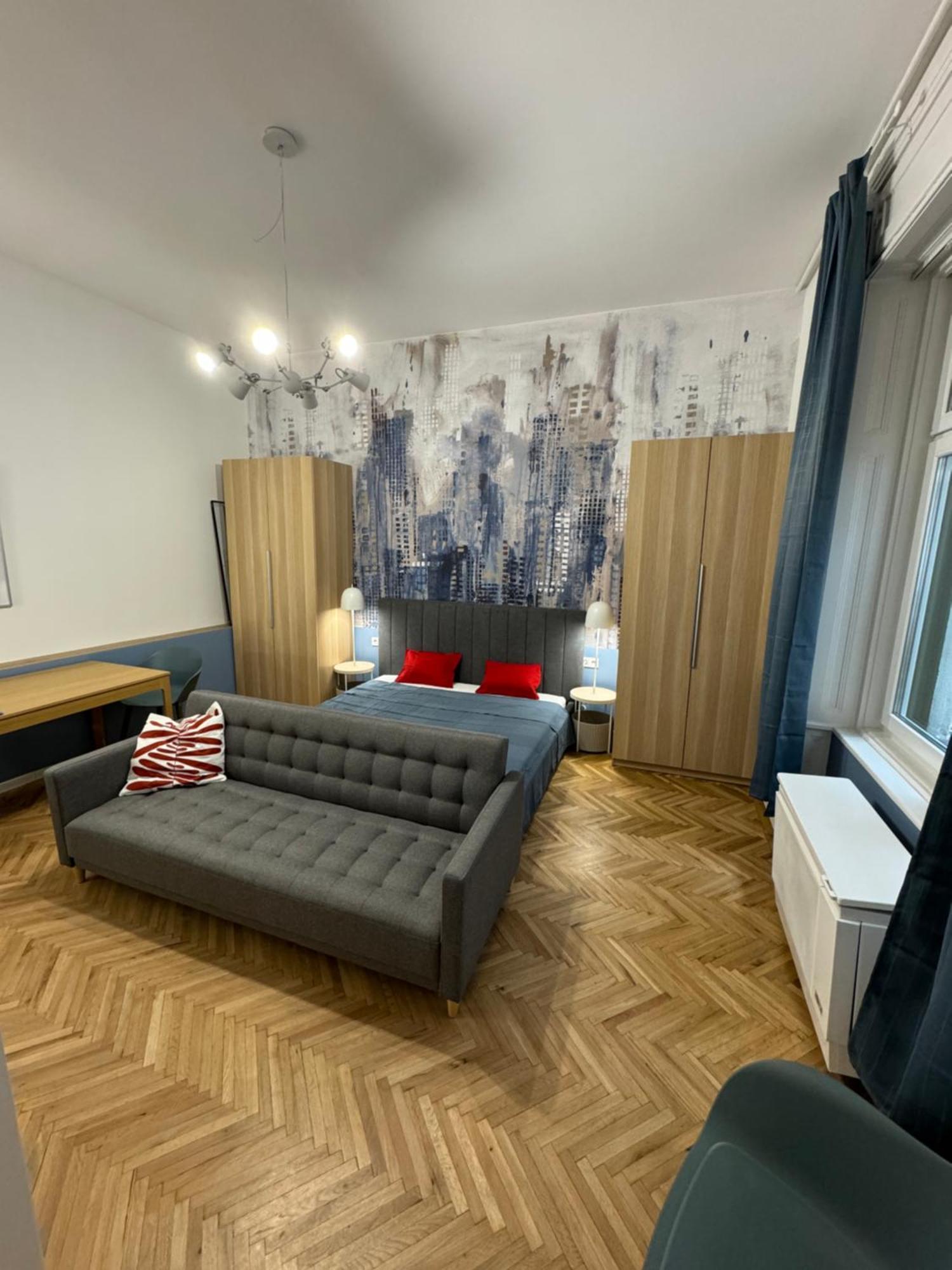 Designer Downtown Apartment Budapest Luaran gambar